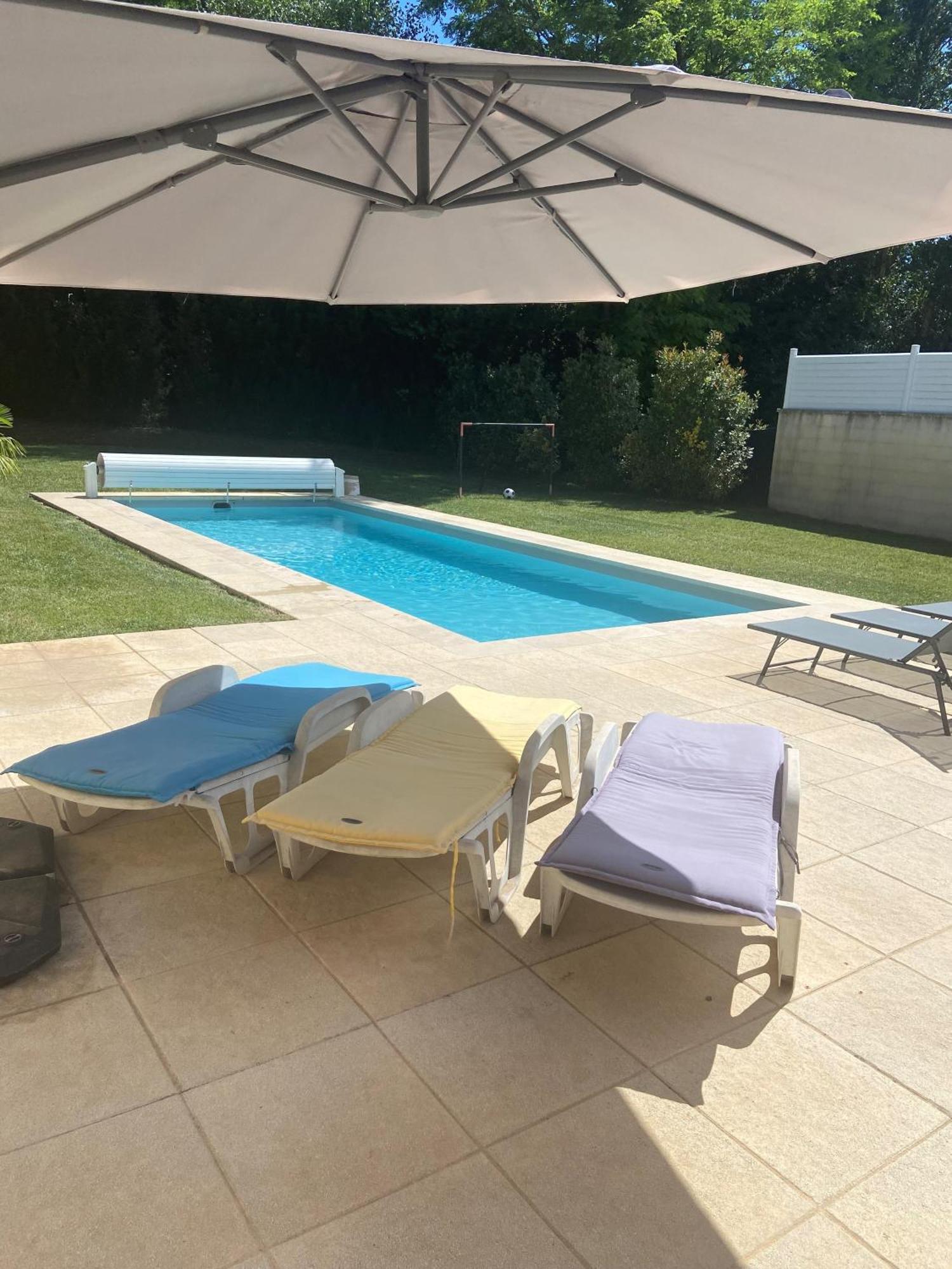 De Avec Piscine Privative Chauffee