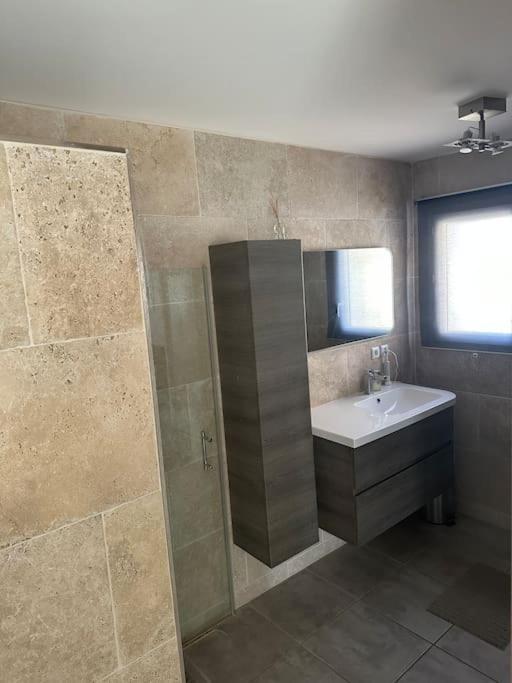 Holiday home De Avec Piscine Privative Chauffee Saint-Maime